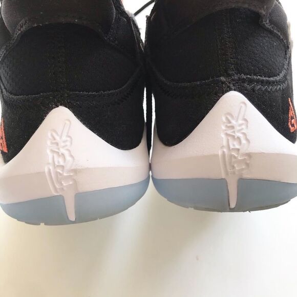 Nike Zoom freak 2 black sneakers EUC size 2 youth - Picture 7 of 10